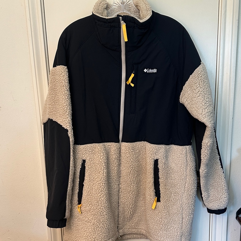 Columbia Black and Cream Sherpa Jacket with Yellow Accents